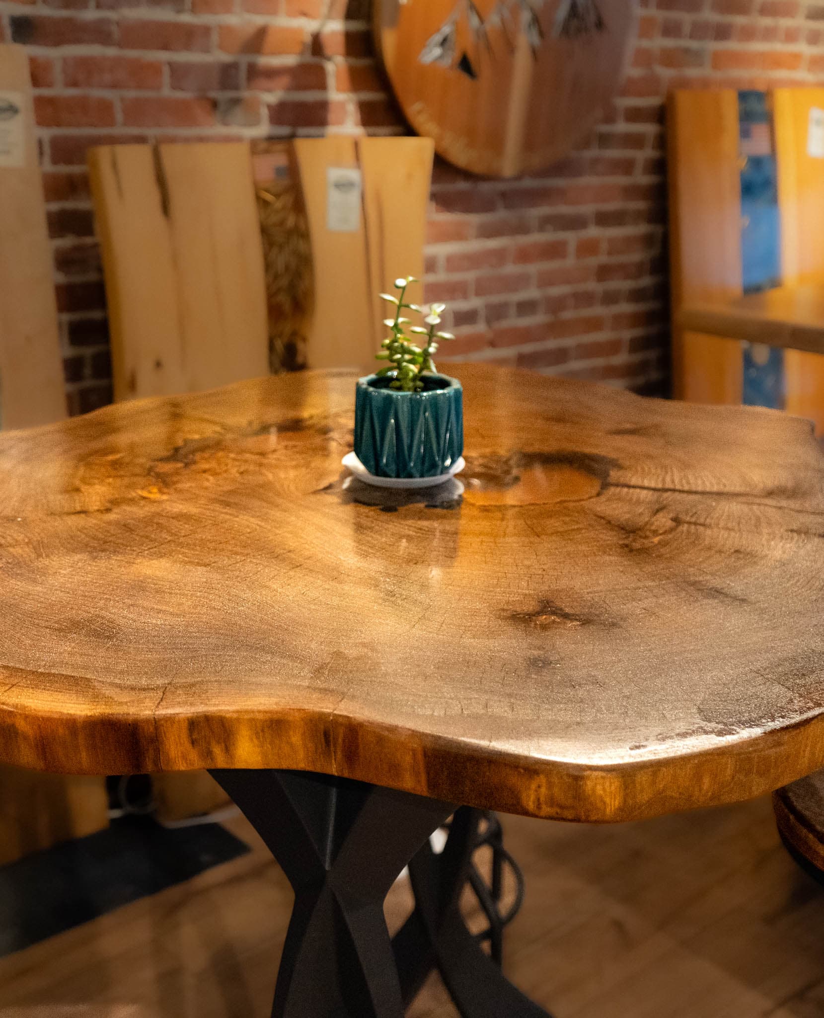 Custom live edge dining table handcrafted in New Hampshire — Green Mountain Tableworx