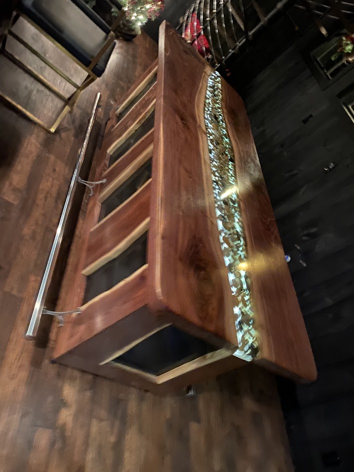 Custom Bars & Bar Tops | Green Mountain Tableworx — NH & RI